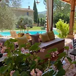 Gasthof L Echappee Belle En Provence Brunet