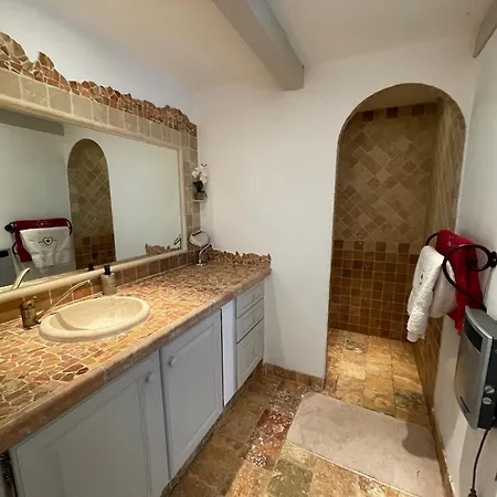 L échappée Belle En Provence Affittacamere Brunet